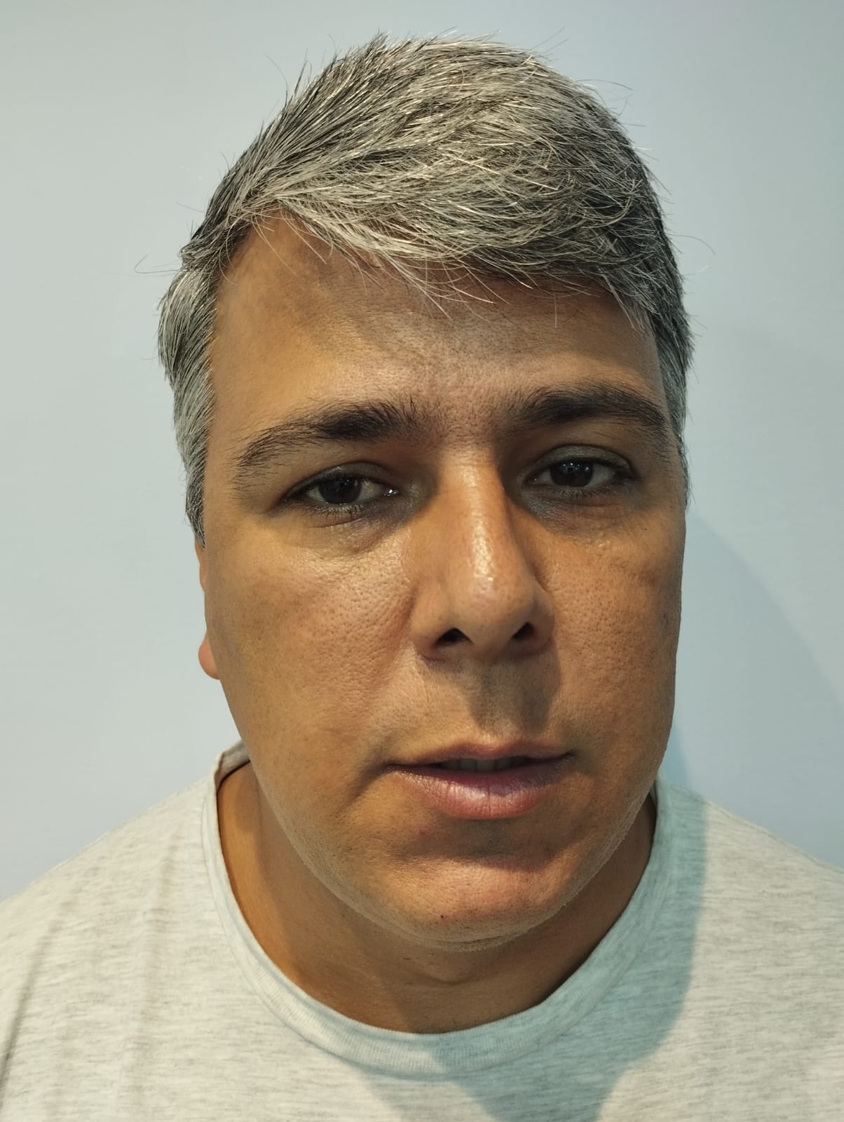 SELETRA EMPREGADO